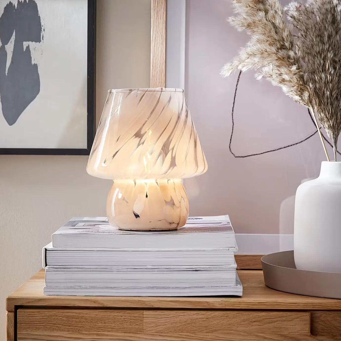 Butlers MISS MARBLE LED-Leuchte- Tischlampen