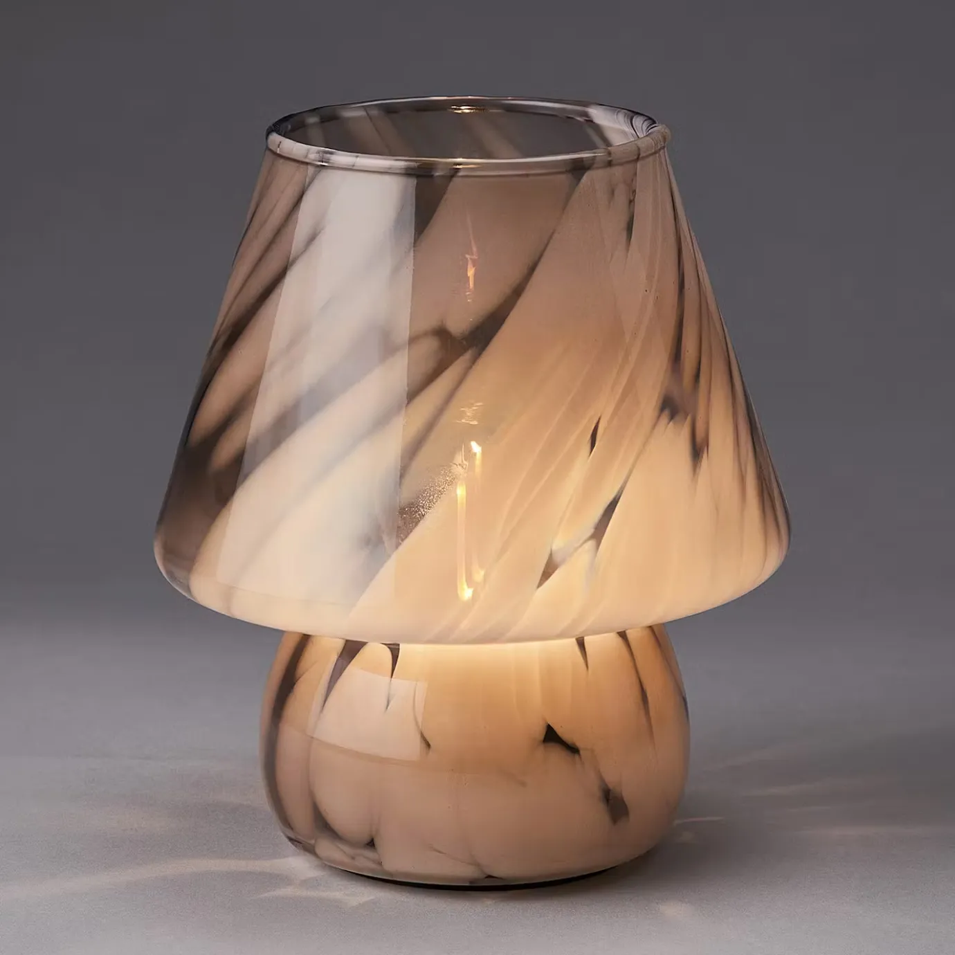 Butlers MISS MARBLE LED-Leuchte- Tischlampen