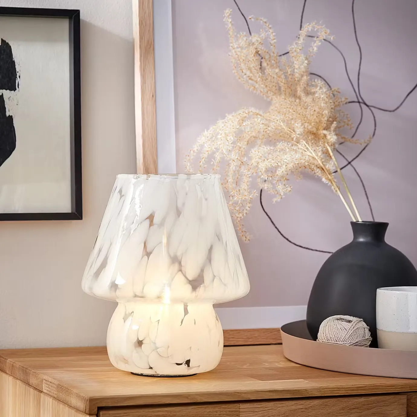 Butlers MISS MARBLE LED-Leuchte- Tischlampen