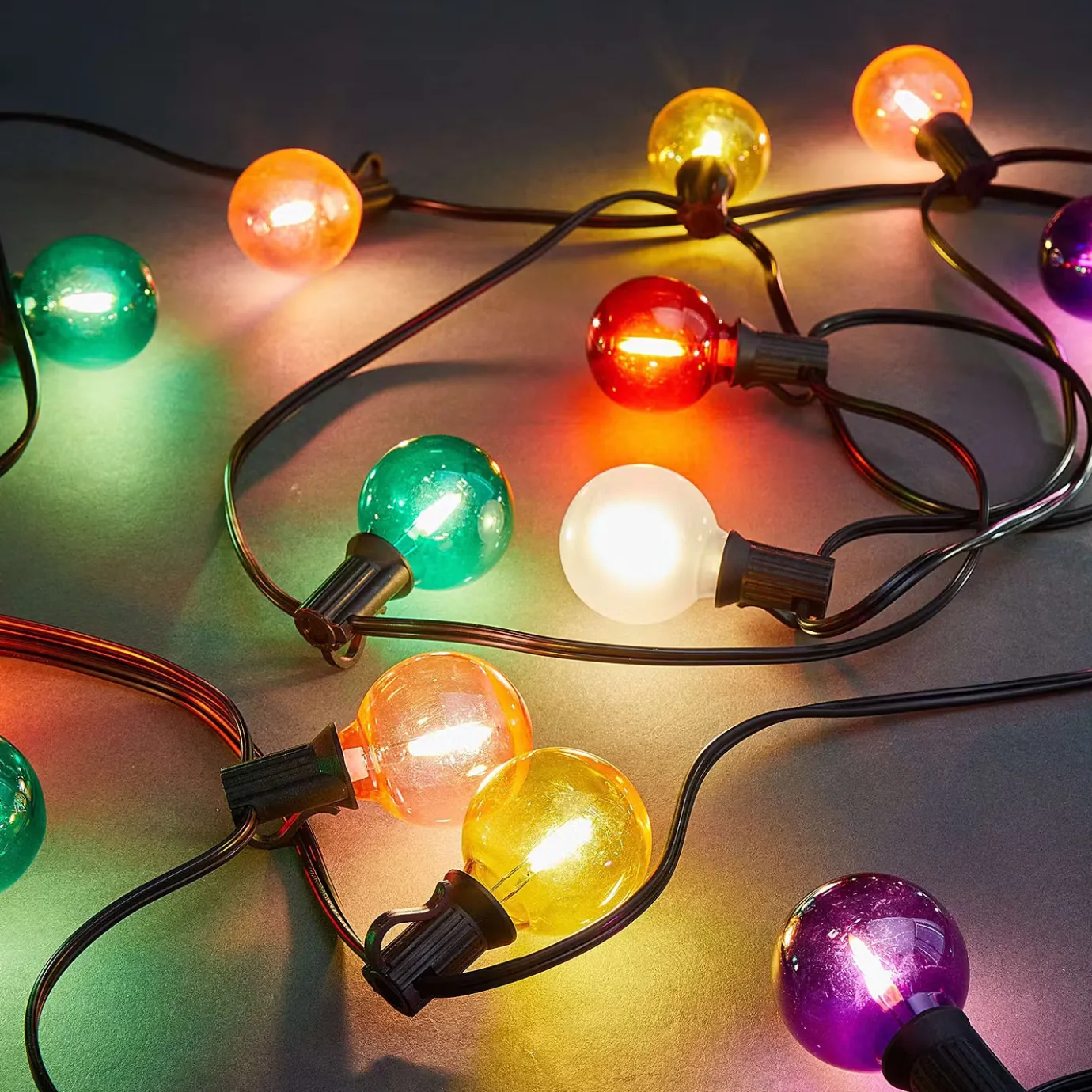 Butlers RAINBOW BULBS LED-Lichterkette- Lichterketten