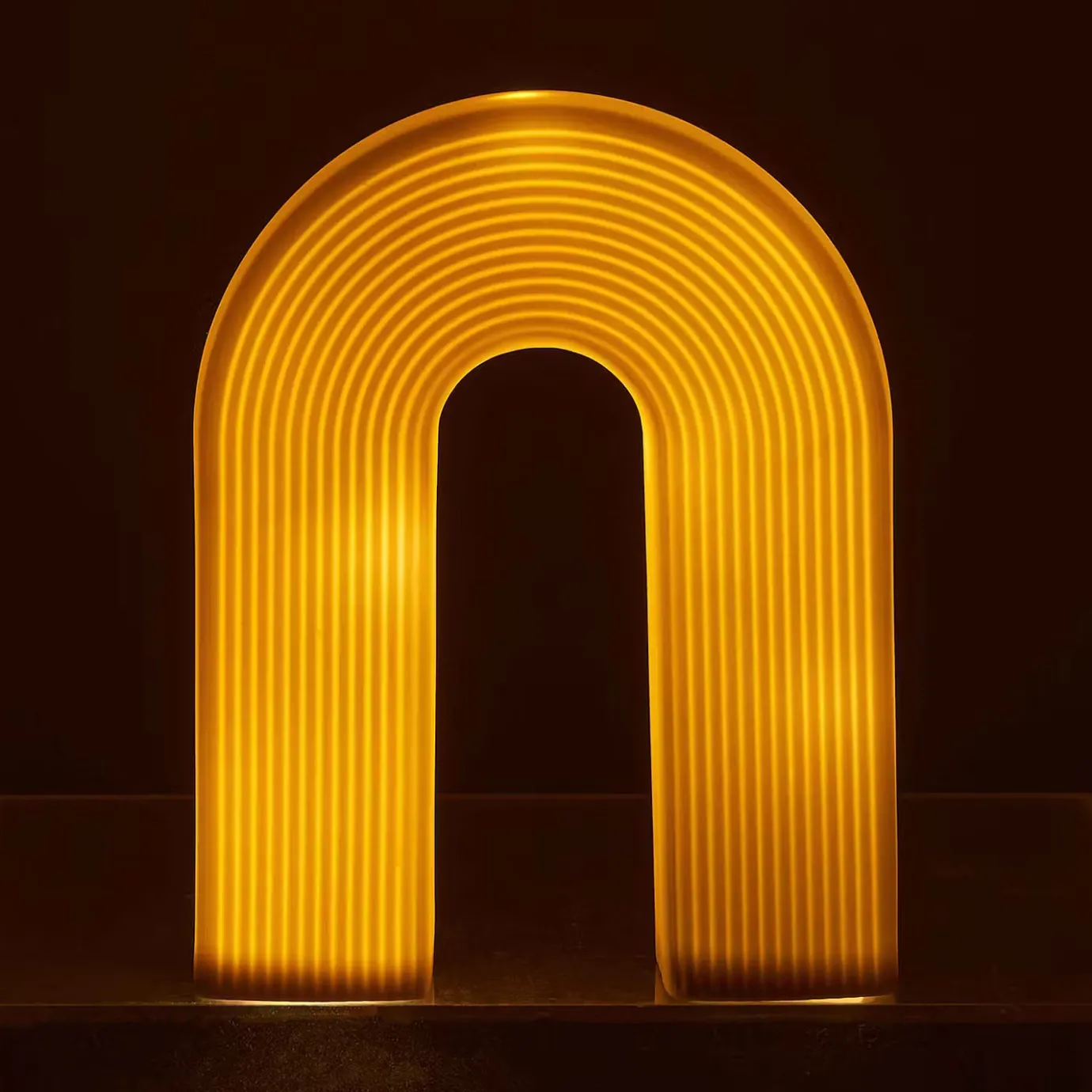 Butlers RAINBOW LED-Tischleuchte- Tischlampen